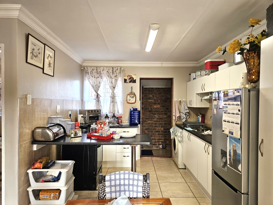 2 Bedroom Property for Sale in C Place Eastern Cape